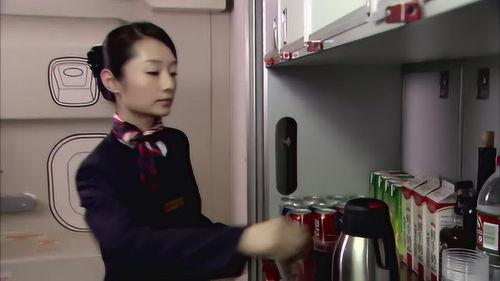 热门吃瓜空姐视频,揭秘幕后故事与网友热议  第3张